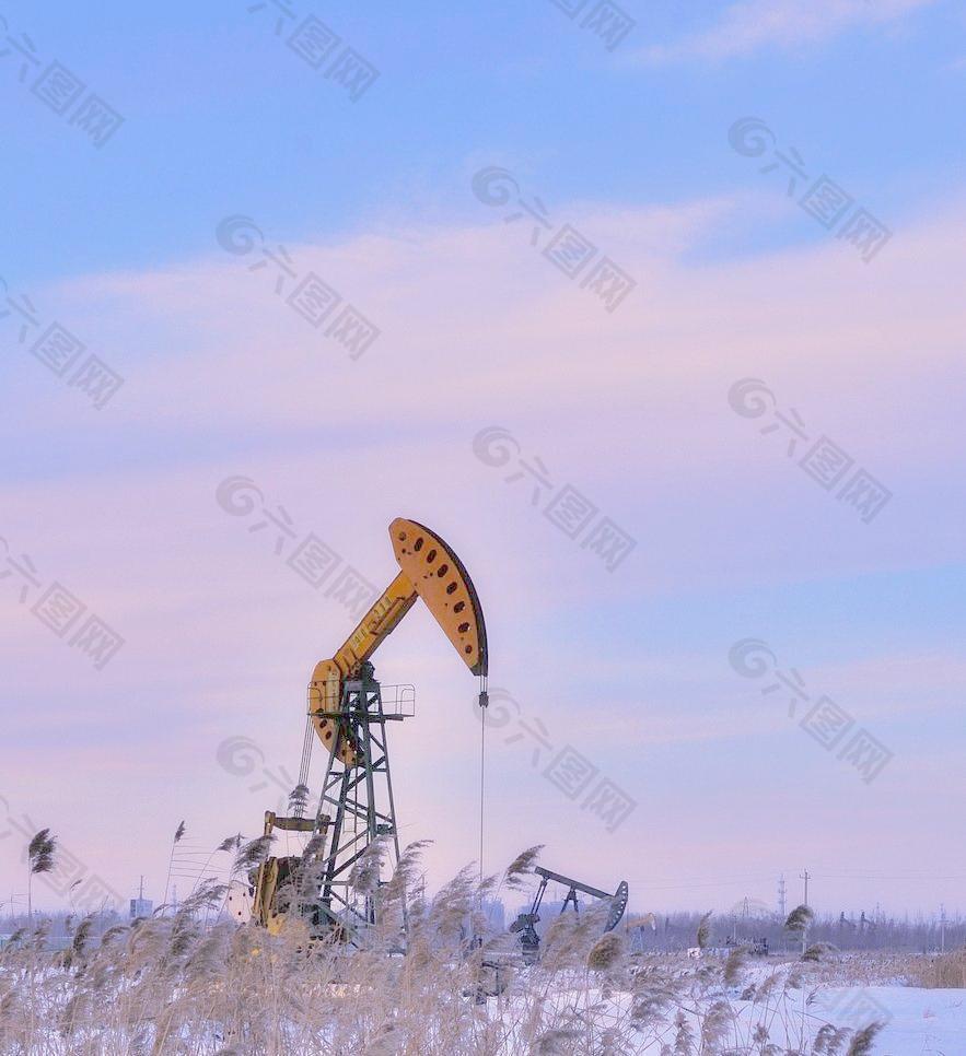 秦皇岛建设华北最大数智化抽油机节能设备研发生产基地